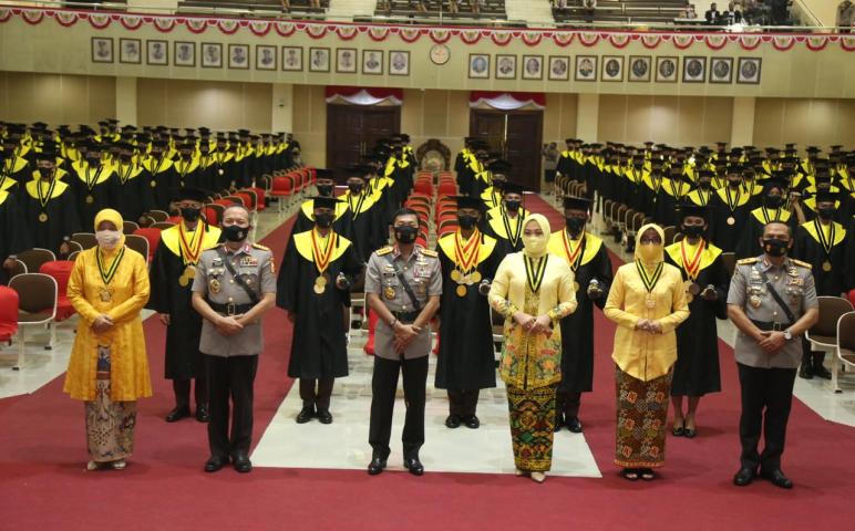 Hukum