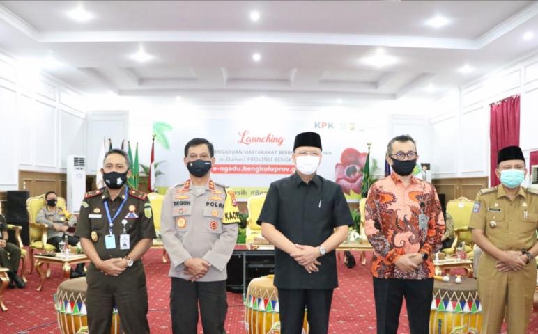 Hukum