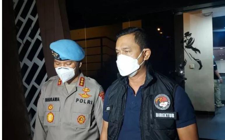 Hukum