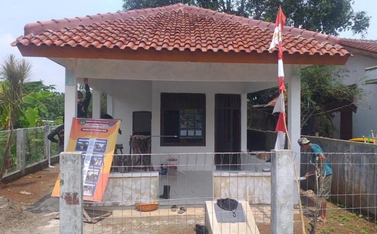 Perbaikan Posyandu TMMD Dilengkapi Fasilitas Listrik dan Air