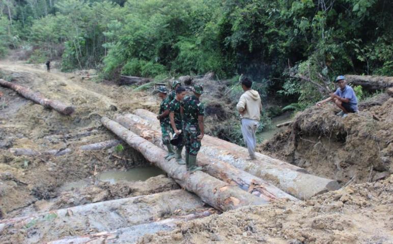 Jembatan Penghubung Desa Kampuri Capai 25 Persen