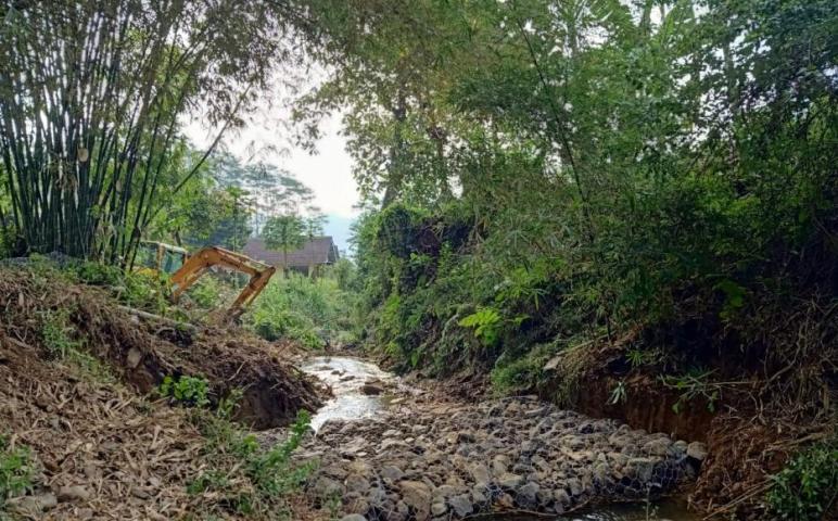 Cegah Erosi, Bangunan Bronjong Kawat Solusinya