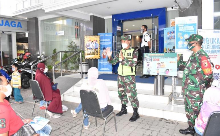 Tak Kenal Lelah Sosialisasi Prokes Jajaran Kodim 0818