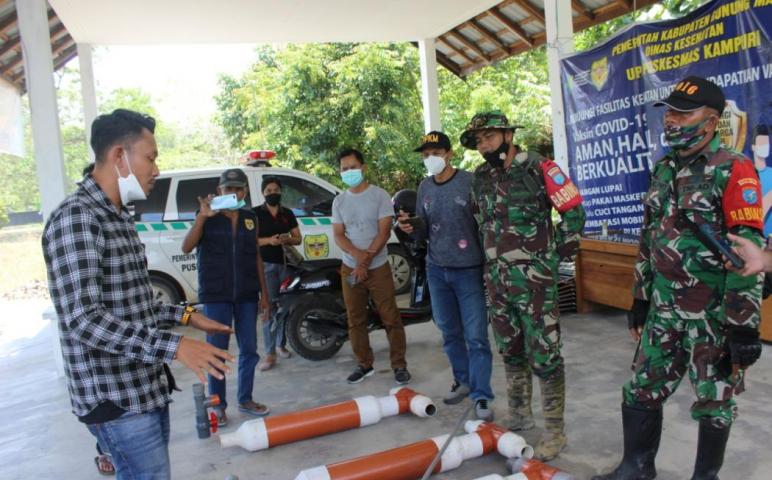 Personel TMMD Dampingi Penerimaan RPS di Kelurahan Kampuri