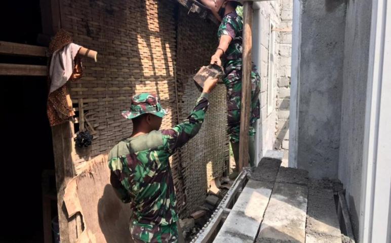 Tambal Sulam Pilihan Satgas TMMD 112 