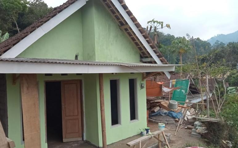 Cat Hijau Siri Khas TMMD 112 Kodim 0818/Malang-Batu