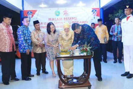Penutupan rangkaian HUT RI ke 72 dengan kegiatan malam resepsi HUT RI proklamasi kemerdekaan tahun 2017