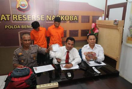 Hukum