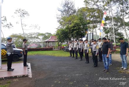 Hukum