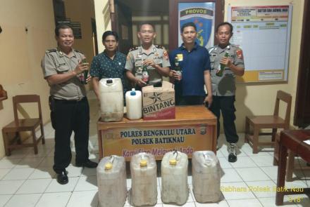 Hukum