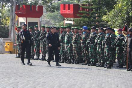 Hukum