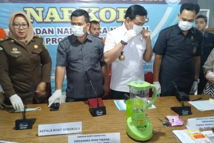 Hukum