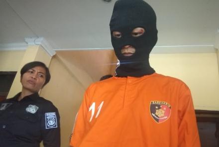 Hukum