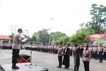 Hukum