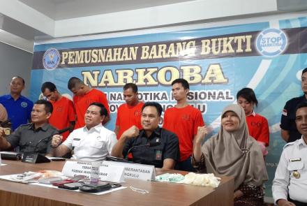Hukum