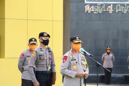 Hukum