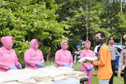 Hukum