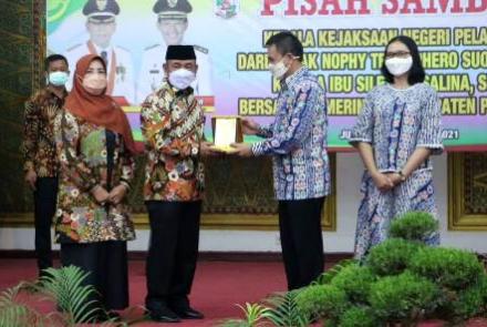 Bupati H.M.Harris Hadiri Pisah Sambut Kepala Kejaksaan Negeri Pelalawan