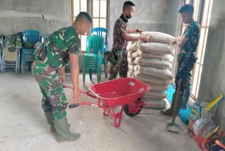 Pengedropan Material Terus Dilakukan Pada Program TMMD ke 112 Kodim 1016 Palangka Raya