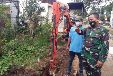 Pembangunan Fisik di Kelurahan Bedahan dan Pengasinan Dilaksanakan