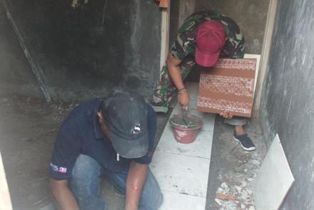 Korem 051/WKT : Program TMMD 112 Bantu Perbaiki Rumah Yatim