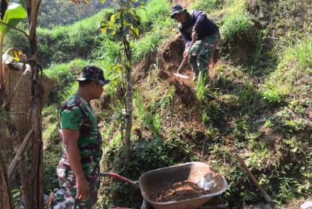 Kesabaran dan Keikhlasan Kunci Keberhasilan di TMMD Tulungrejo
