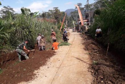 Galian Drainase TMMD 112 Mulai Beraksi
