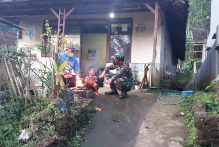 Senyum Anak Desa Tulungrejo Pengobat Rindu 