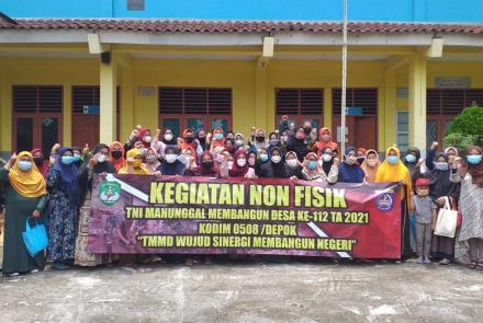 TMMD Bersama Vokasi UI Berikan Pelatihan Pengelolaan Keuangan Kepada Warga Pengasinan