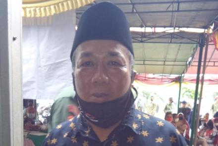 Ketua RW setempat Nasam